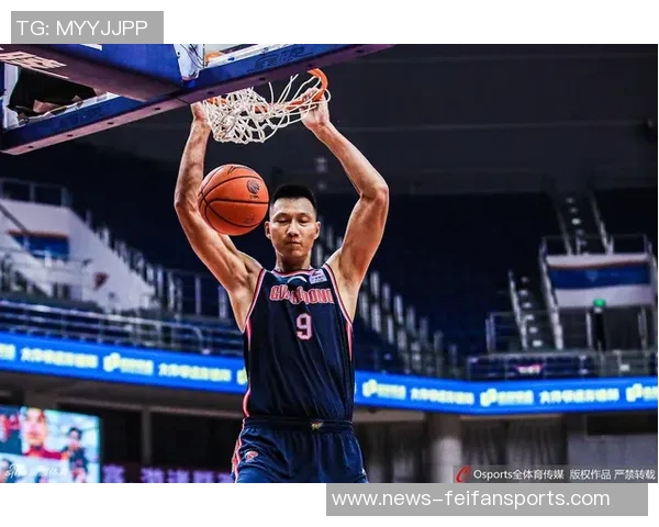 阿联孤掌难鸣，广东吞赛季首败，尤纳斯赛后狠批球队：危机下的反思与重塑